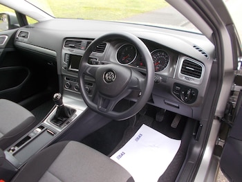 Used Volkswagen Golf 2014 for sale - 78705726: Photo