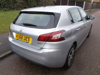 Used Peugeot 308 2016 for sale - 77441118: Photo