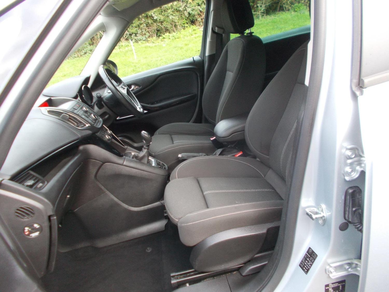 Used Vauxhall Zafira Tourer 2014 for sale - 76975499: Photo 12
