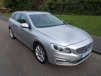 Used Volvo V60 2014 for sale - 78291518: Photo