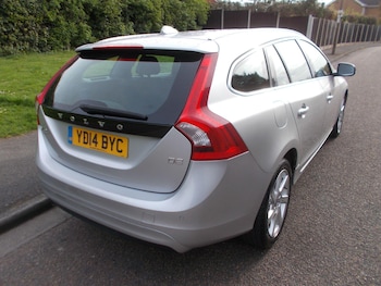 Used Volvo V60 2014 for sale - 78291518: Photo