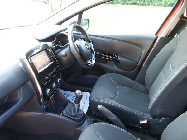 Used Renault Clio 2015 for sale - 74978040: Photo 33