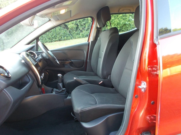 Used Renault Clio 2015 for sale - 74978040: Photo 35