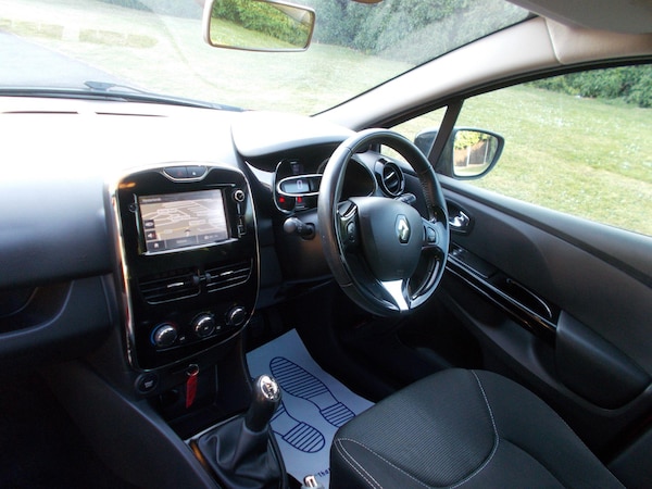 Used Renault Clio 2015 for sale - 74978040: Photo 7