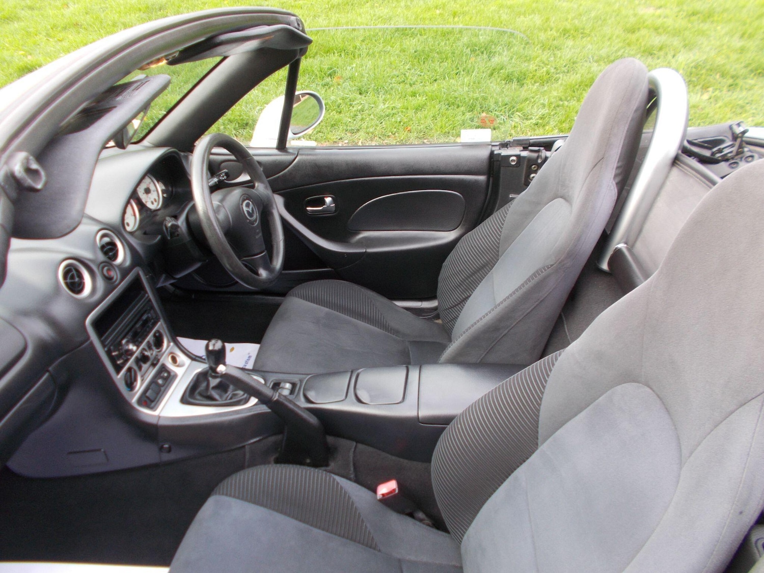 Used Mazda MX-5 2004 for sale - 76250906: Photo 46
