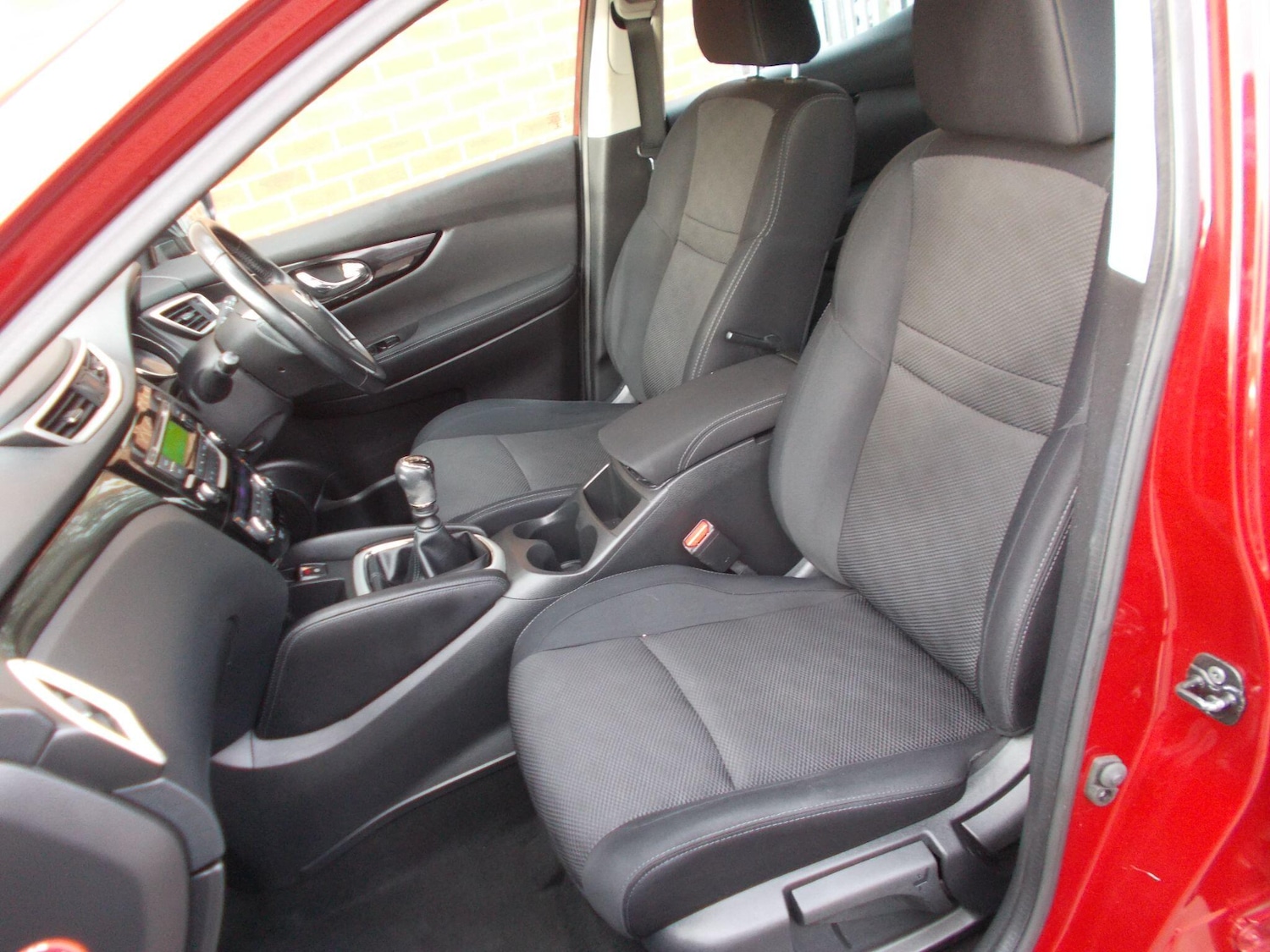 Used Nissan Qashqai 2017 for sale - 77021101: Photo 29