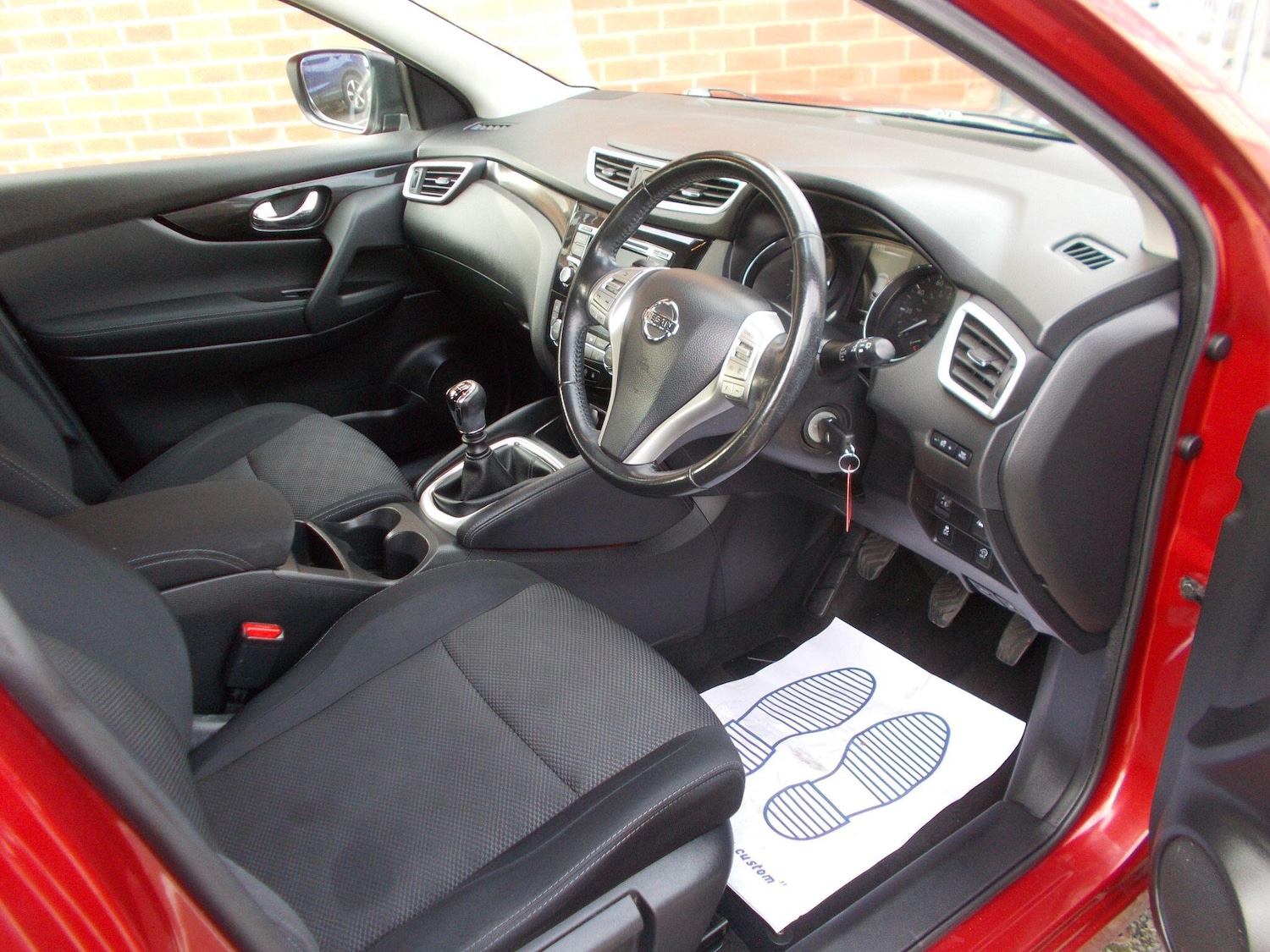 Used Nissan Qashqai 2017 for sale - 77021101: Photo 32