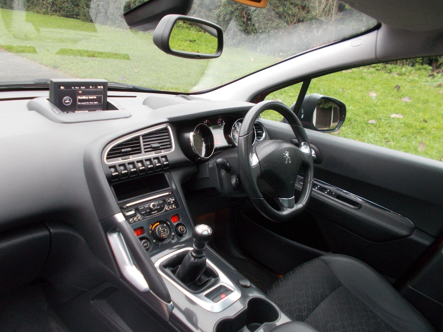 Used Peugeot 3008 2015 for sale - 76597362: Photo 28