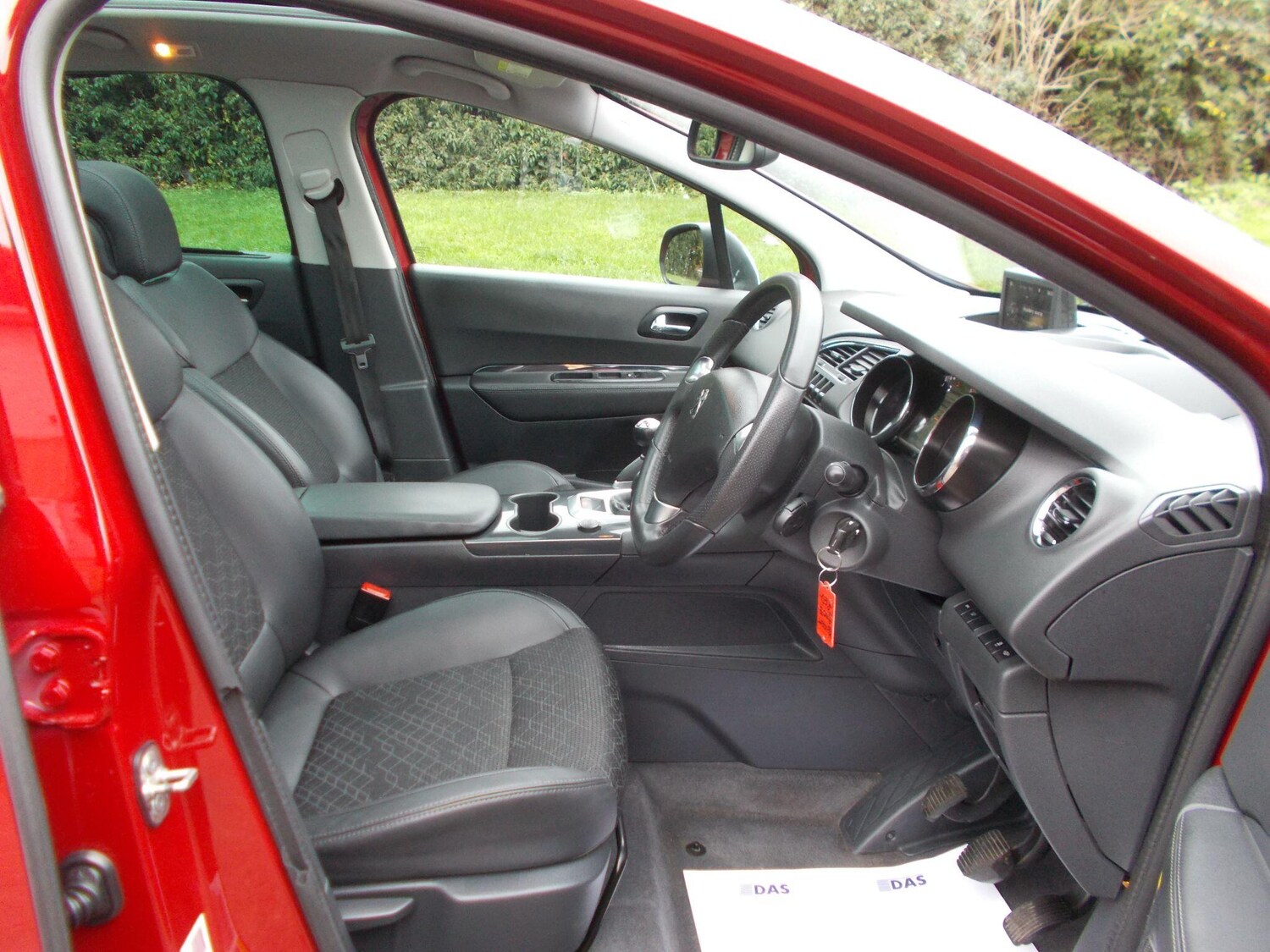 Used Peugeot 3008 2015 for sale - 76597362: Photo 8