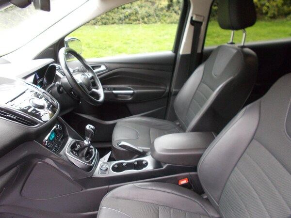 Used Ford Kuga 2015 for sale - 76239813: Photo 27