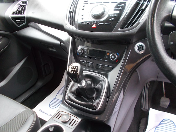 Used Ford Kuga 2015 for sale - 76239813: Photo 28