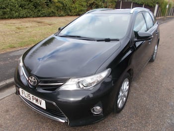 Used Toyota Auris 2015 for sale - 79634337: Photo