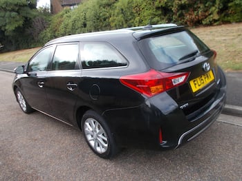 Used Toyota Auris 2015 for sale - 79634337: Photo