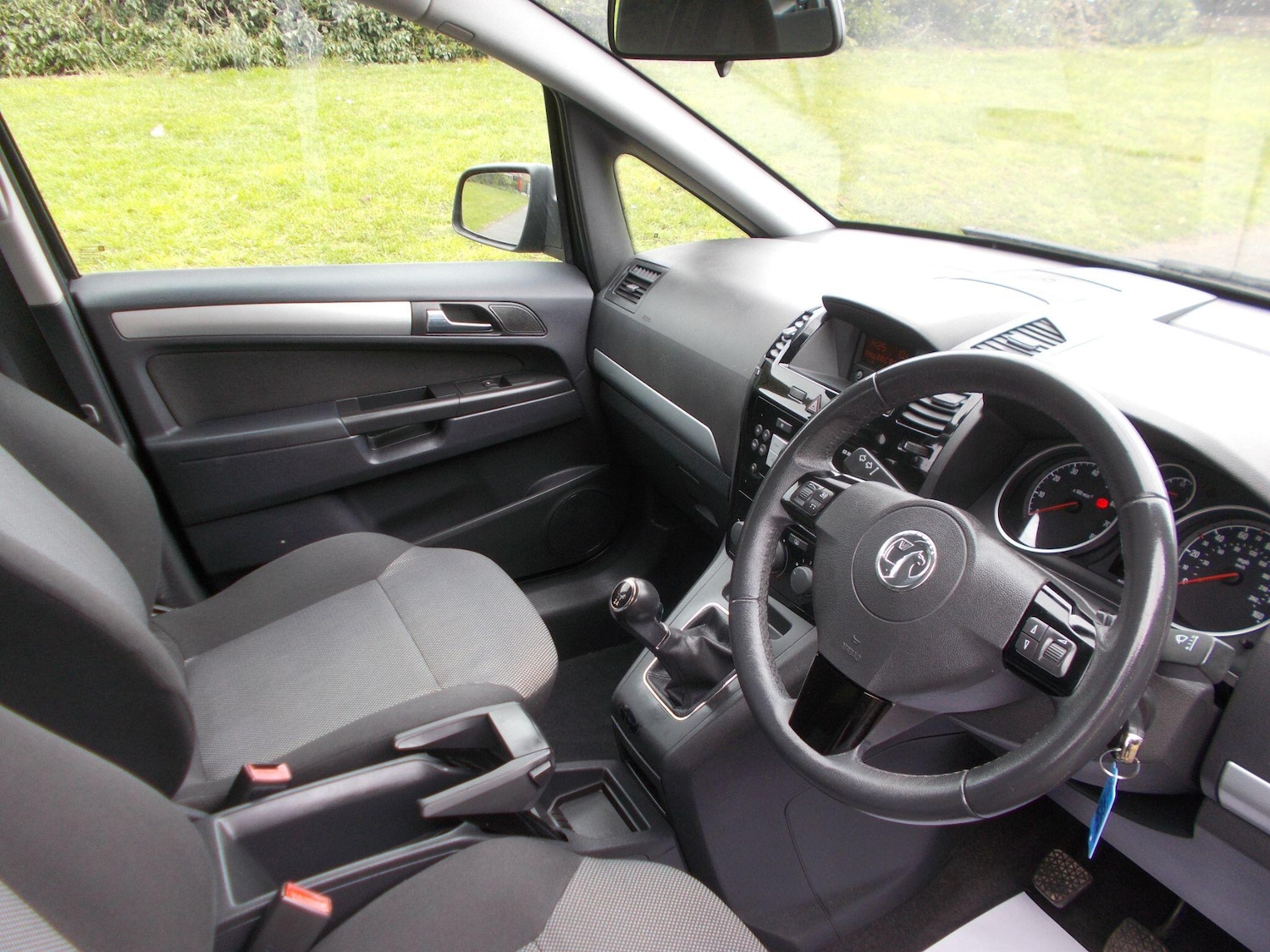 Used Vauxhall Zafira 2014 for sale - 78101439: Photo 26