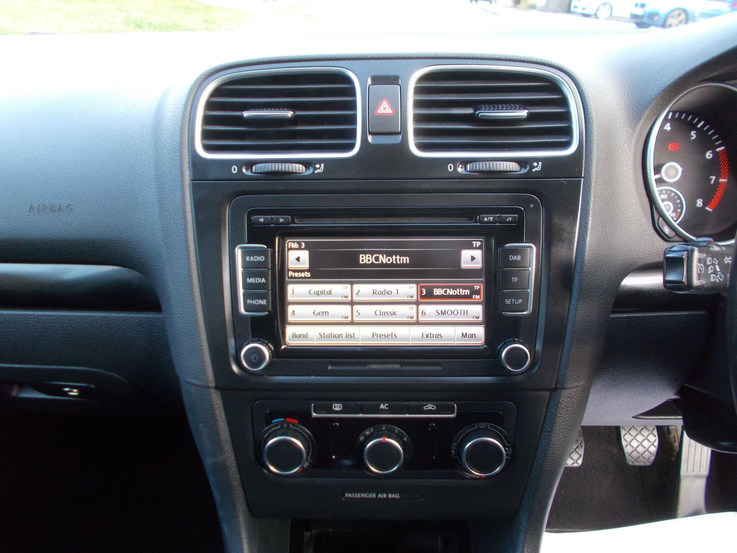 Used Volkswagen Golf 2012 for sale - 76349289: Photo 7