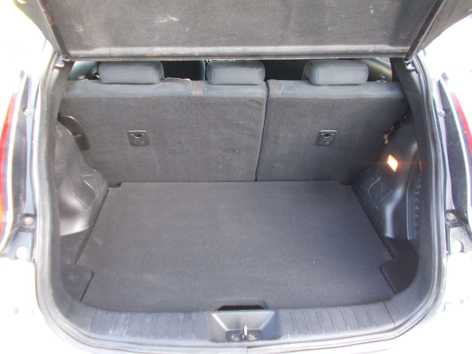 Used Nissan Juke 2015 for sale - 77633540: Photo 18