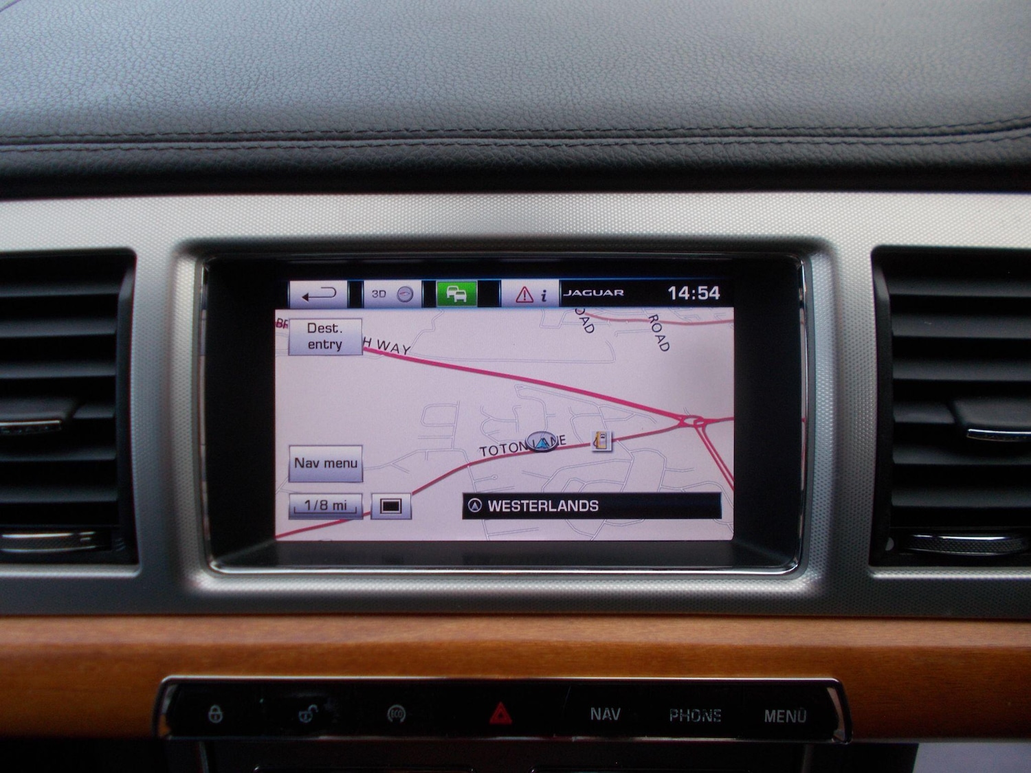 Used Jaguar XF 2013 for sale - 77346461: Photo 25