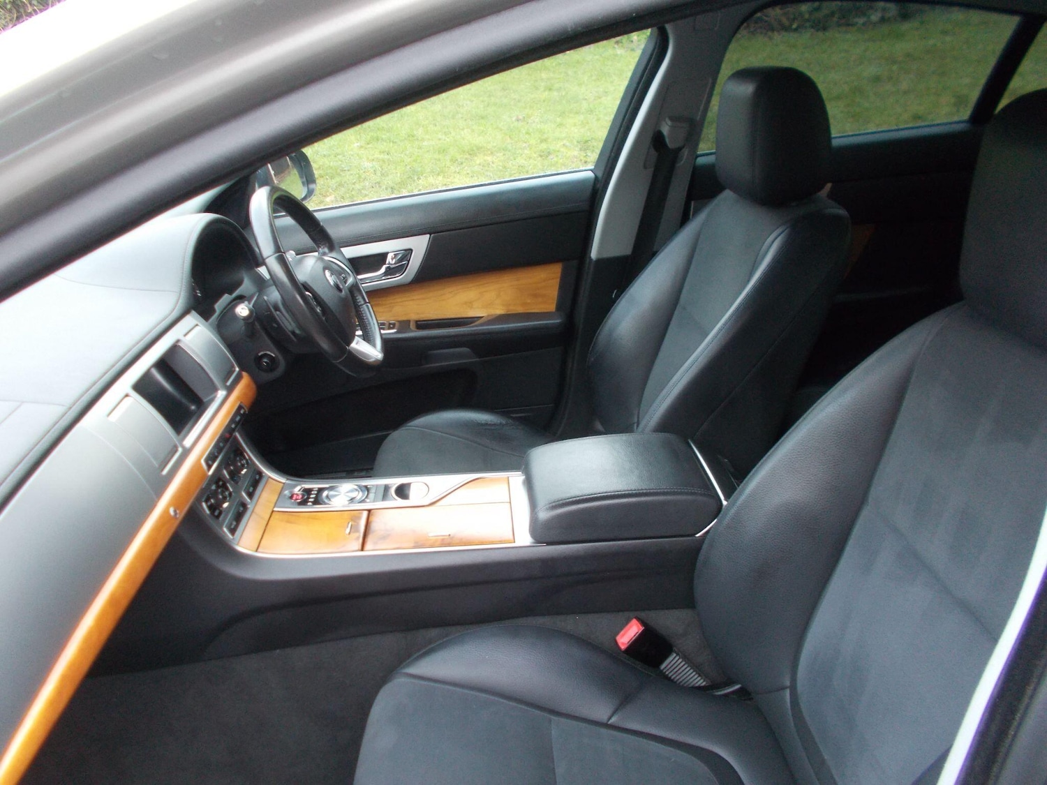 Used Jaguar XF 2013 for sale - 77346461: Photo 44