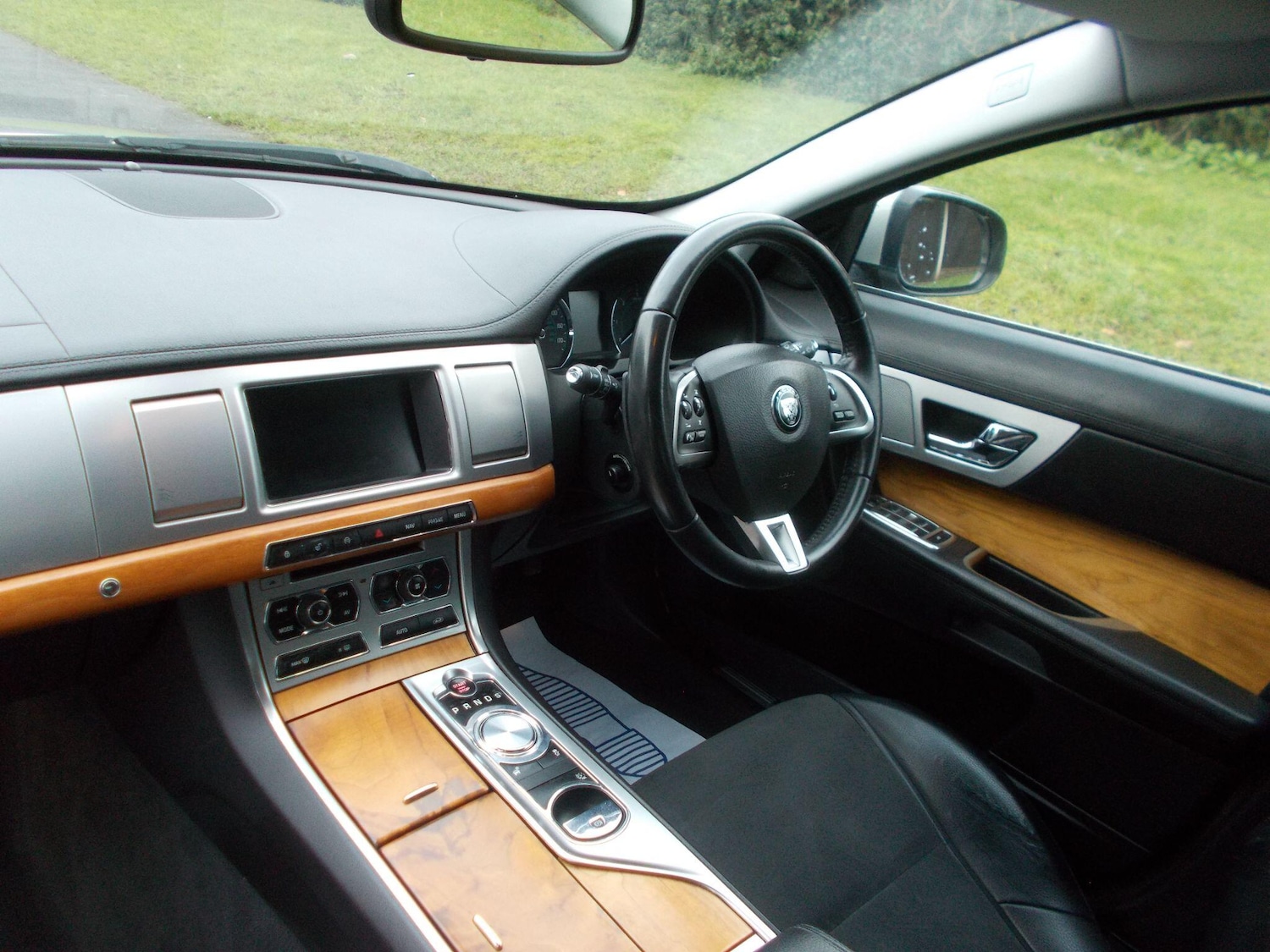 Used Jaguar XF 2013 for sale - 77346461: Photo 7