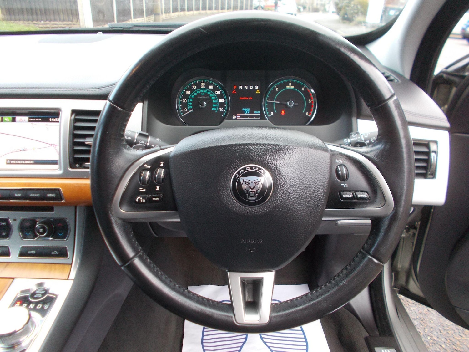 Used Jaguar XF 2013 for sale - 77346461: Photo 8