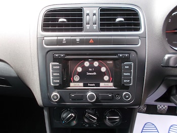 Used Volkswagen Polo 2012 for sale - 75696548: Photo
