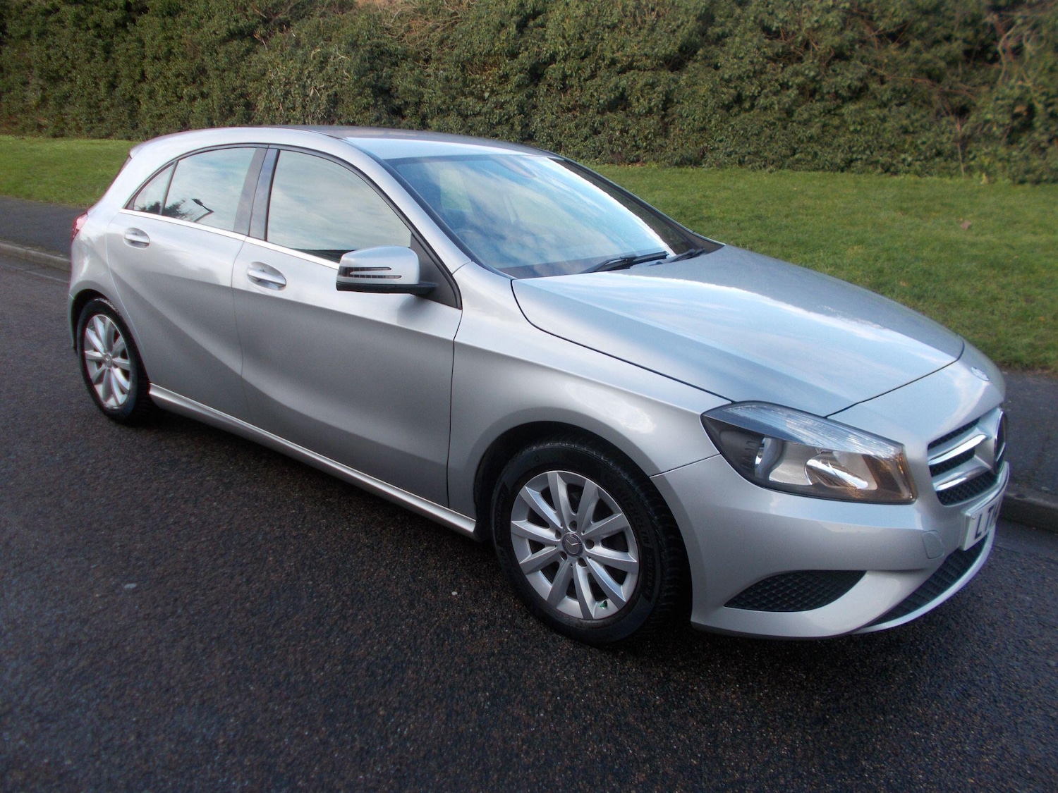 Used Mercedes-Benz A-Class 2014 for sale - 76936137: Photo 11