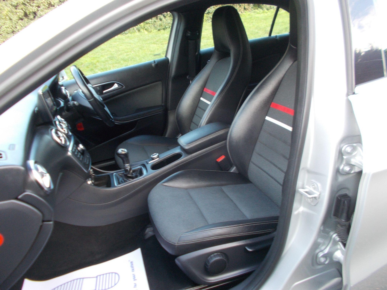 Used Mercedes-Benz A-Class 2014 for sale - 76936137: Photo 30