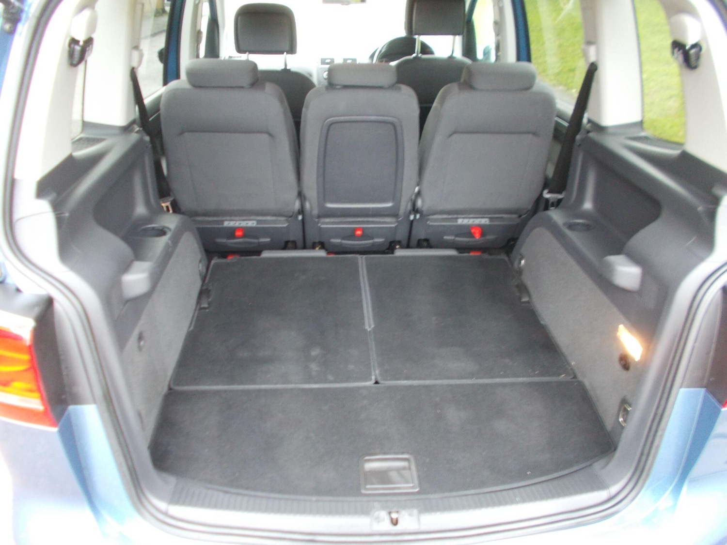 Used Volkswagen Touran 2013 for sale - 77386835: Photo 21