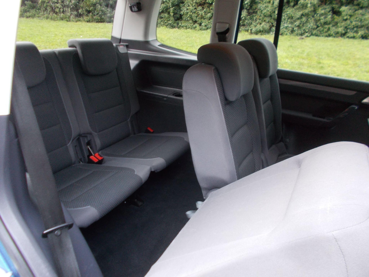 Used Volkswagen Touran 2013 for sale - 77386835: Photo 31