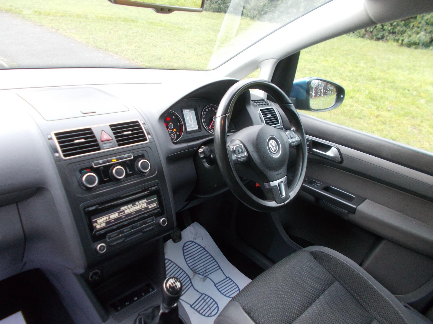 Used Volkswagen Touran 2013 for sale - 77386835: Photo 34