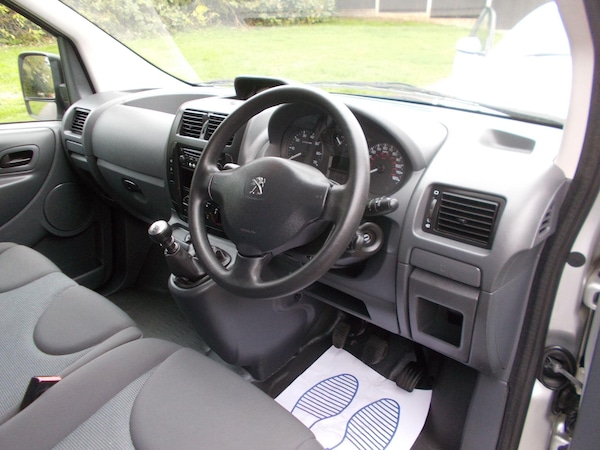 Used Peugeot Expert Tepee 2014 for sale - 76151575: Photo 28