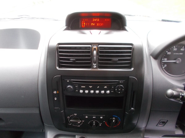 Used Peugeot Expert Tepee 2014 for sale - 76151575: Photo 40