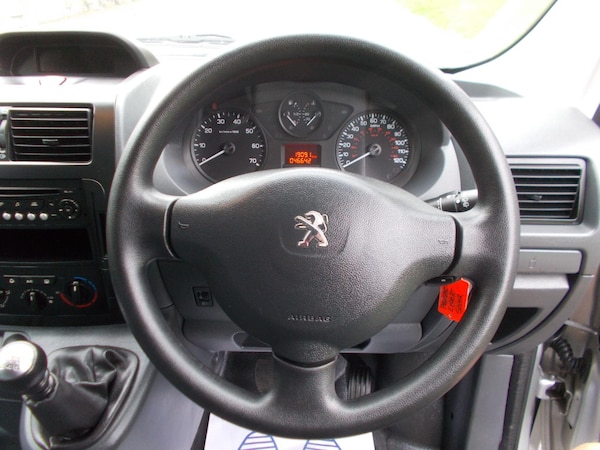 Used Peugeot Expert Tepee 2014 for sale - 76151575: Photo 41