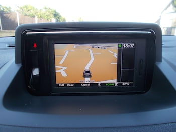 Used Renault Megane 2015 for sale - 78965622: Photo