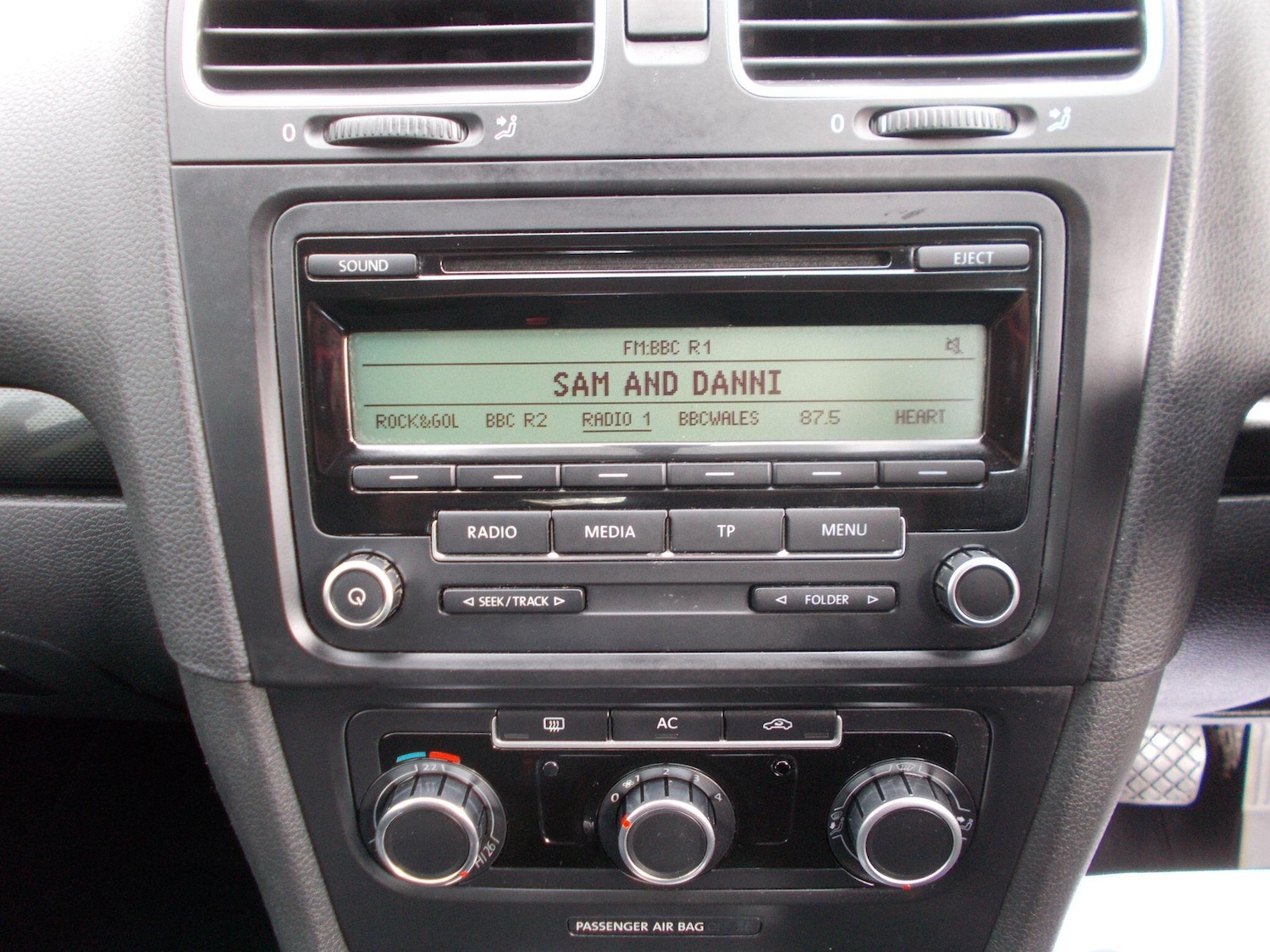 Used Volkswagen Golf 2010 for sale - 76440981: Photo 14