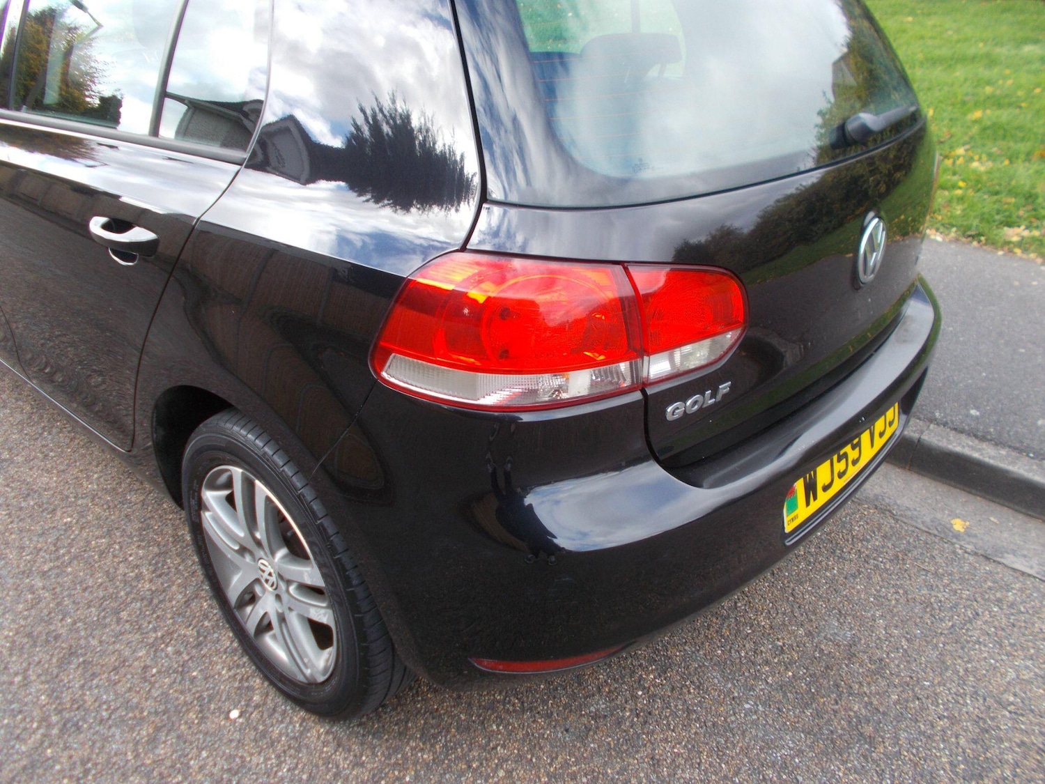 Used Volkswagen Golf 2010 for sale - 76440981: Photo 30