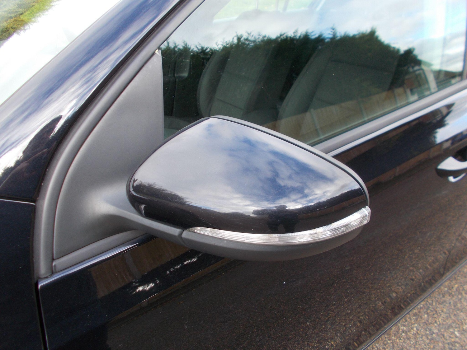 Used Volkswagen Golf 2010 for sale - 76440981: Photo 31