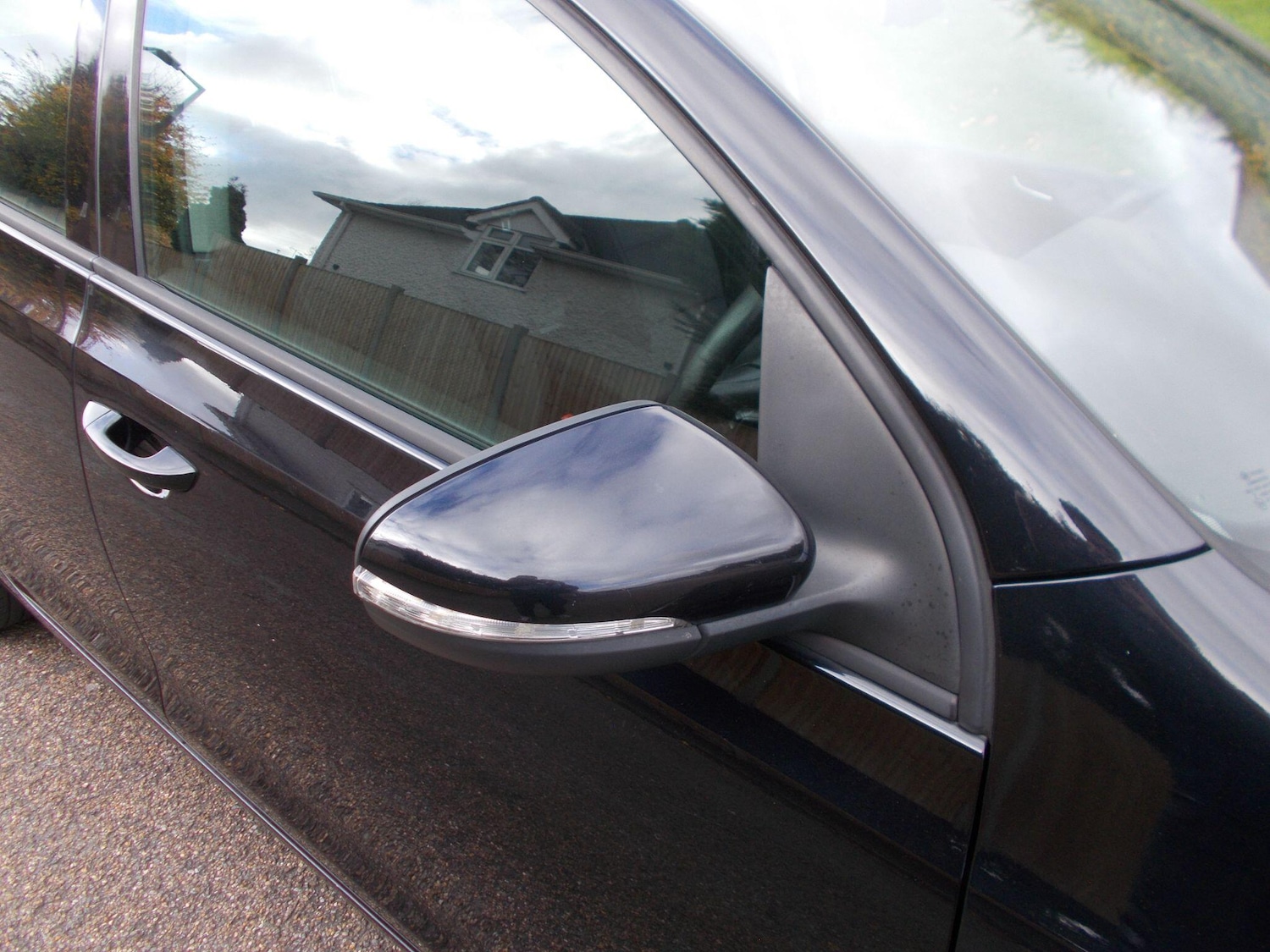 Used Volkswagen Golf 2010 for sale - 76440981: Photo 35