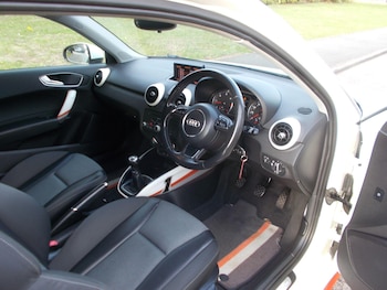 Used Audi A1 2011 for sale - 75978897: Photo
