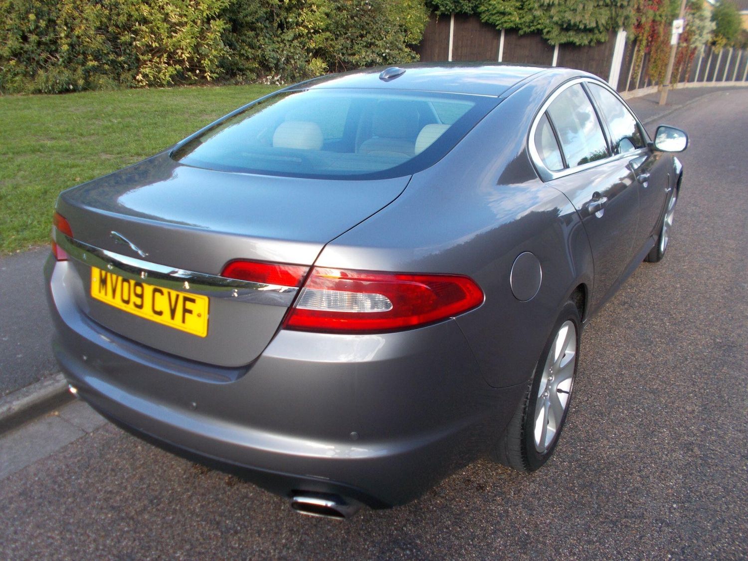Used Jaguar XF 2009 for sale - 76060955: Photo 5