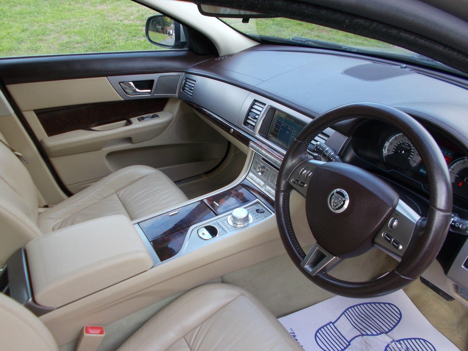 Used Jaguar XF 2009 for sale - 76060955: Photo 6