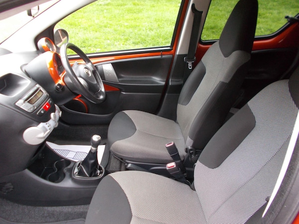 Used Toyota AYGO 2013 for sale - 76282660: Photo 21