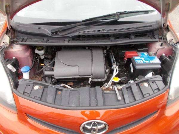 Used Toyota AYGO 2013 for sale - 76282660: Photo 27