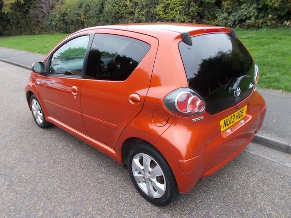 Used Toyota AYGO 2013 for sale - 76282660: Photo 6