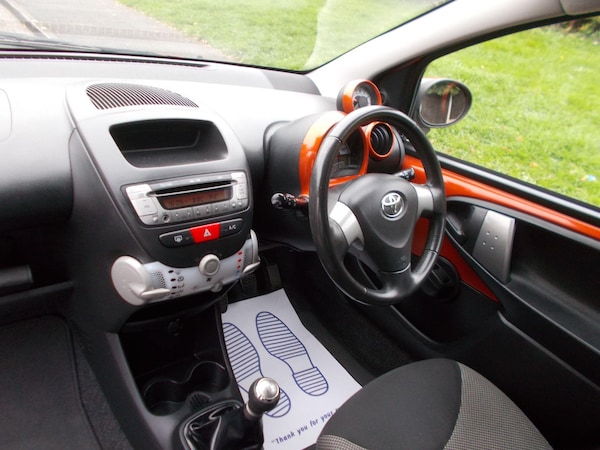 Used Toyota AYGO 2013 for sale - 76282660: Photo 7