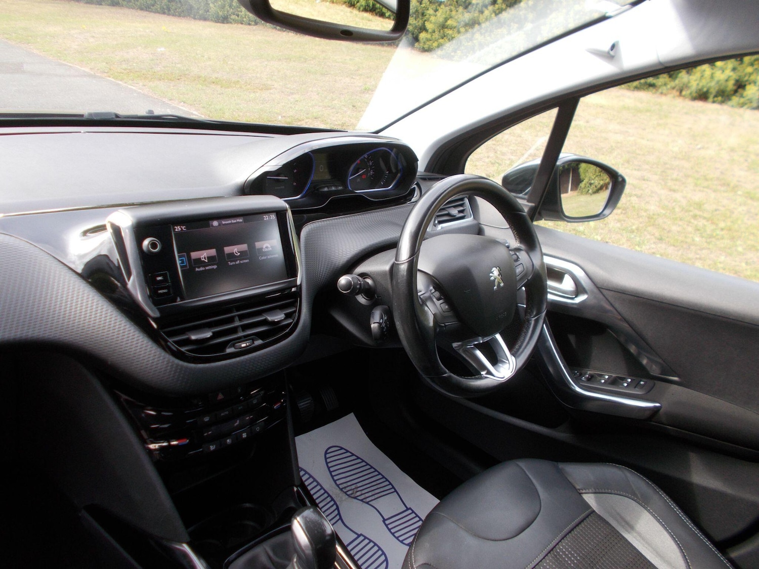Used Peugeot 2008 2016 for sale - 75838138: Photo 32
