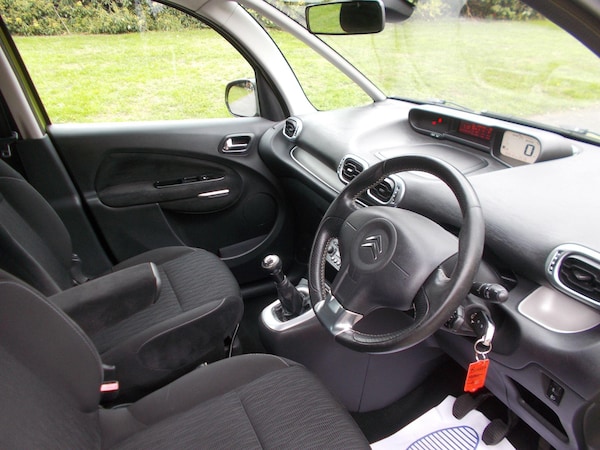 Used Citroen C3 Picasso 2011 for sale - 76002572: Photo 18
