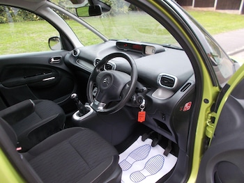 Used Citroen C3 Picasso 2011 for sale - 76002572: Photo