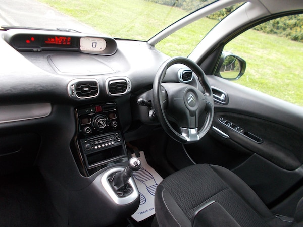 Used Citroen C3 Picasso 2011 for sale - 76002572: Photo 7