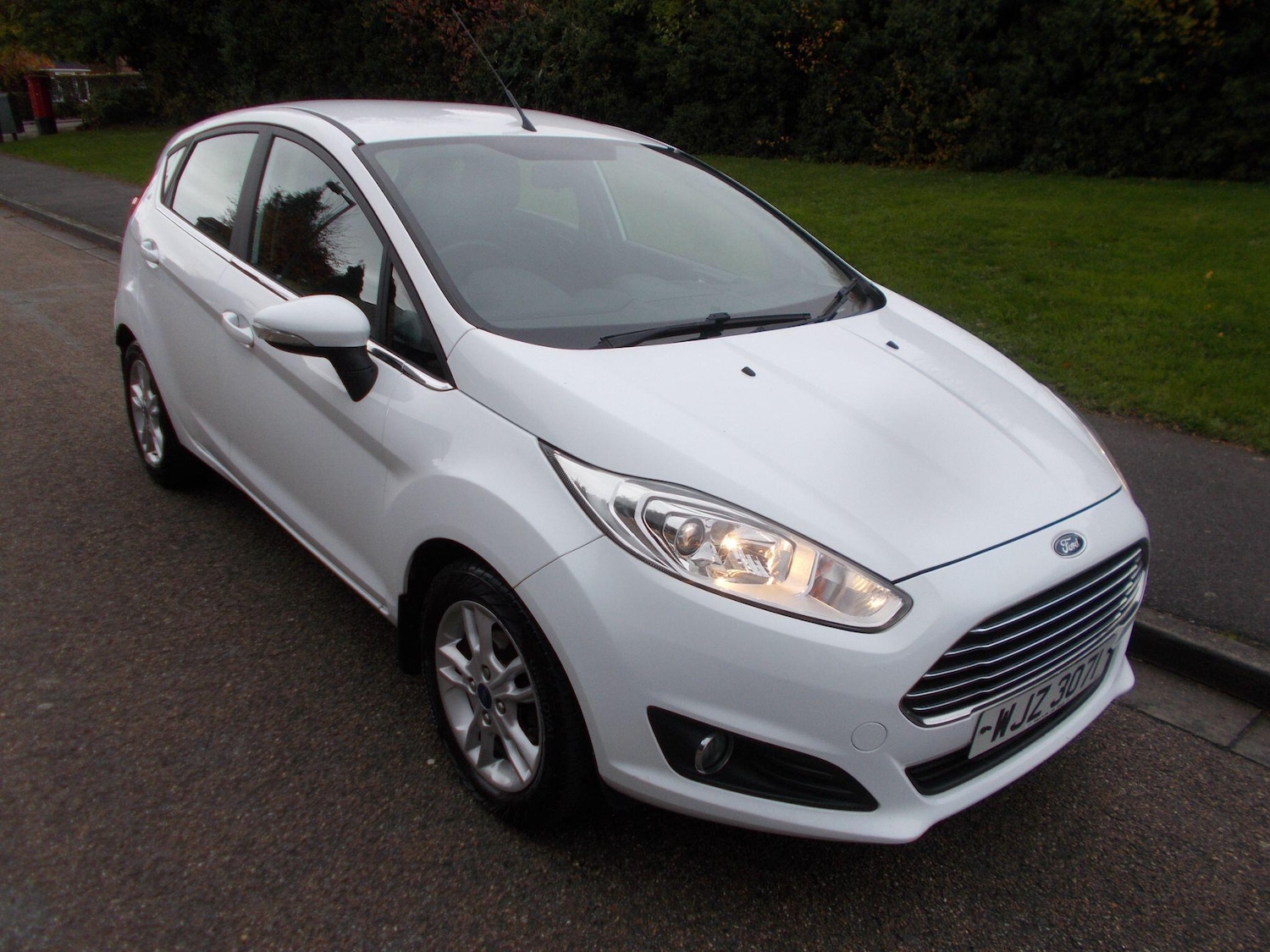 Used Ford Fiesta for sale - 76996968: Photo 2
